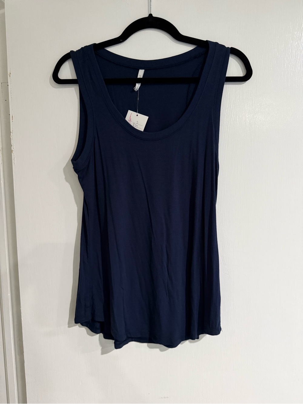 Z Supply Navy Scoop Neck Tank Top NWT